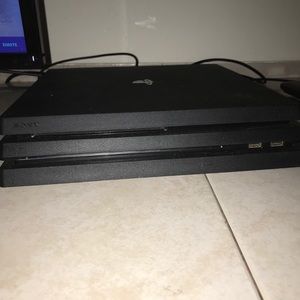 Ps4 pro bundle